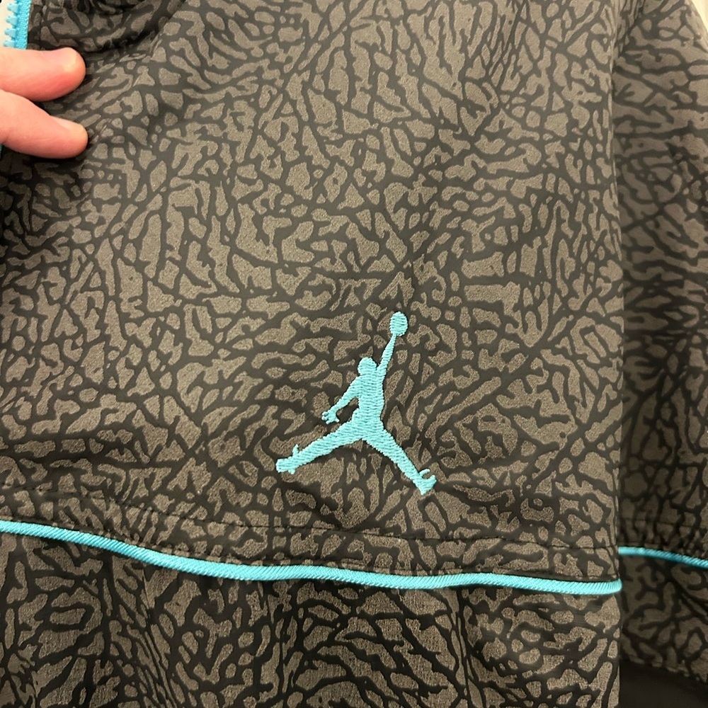 Air Jordan Retro-Style, 1/4 Zip Windbreaker, Sz XL - Picture 4 of 7